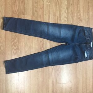 LAST CHANCE!! tgla size 29 jeans. Rarely worn!